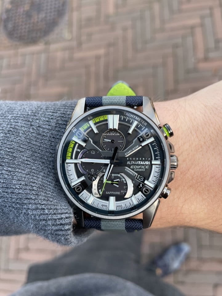 Casio Casio Edifice Scuderia Alpha Tauri Limited Edition EQB-1200AT-1A EQB - задняя крышка металл сталь корпуса, япония часы