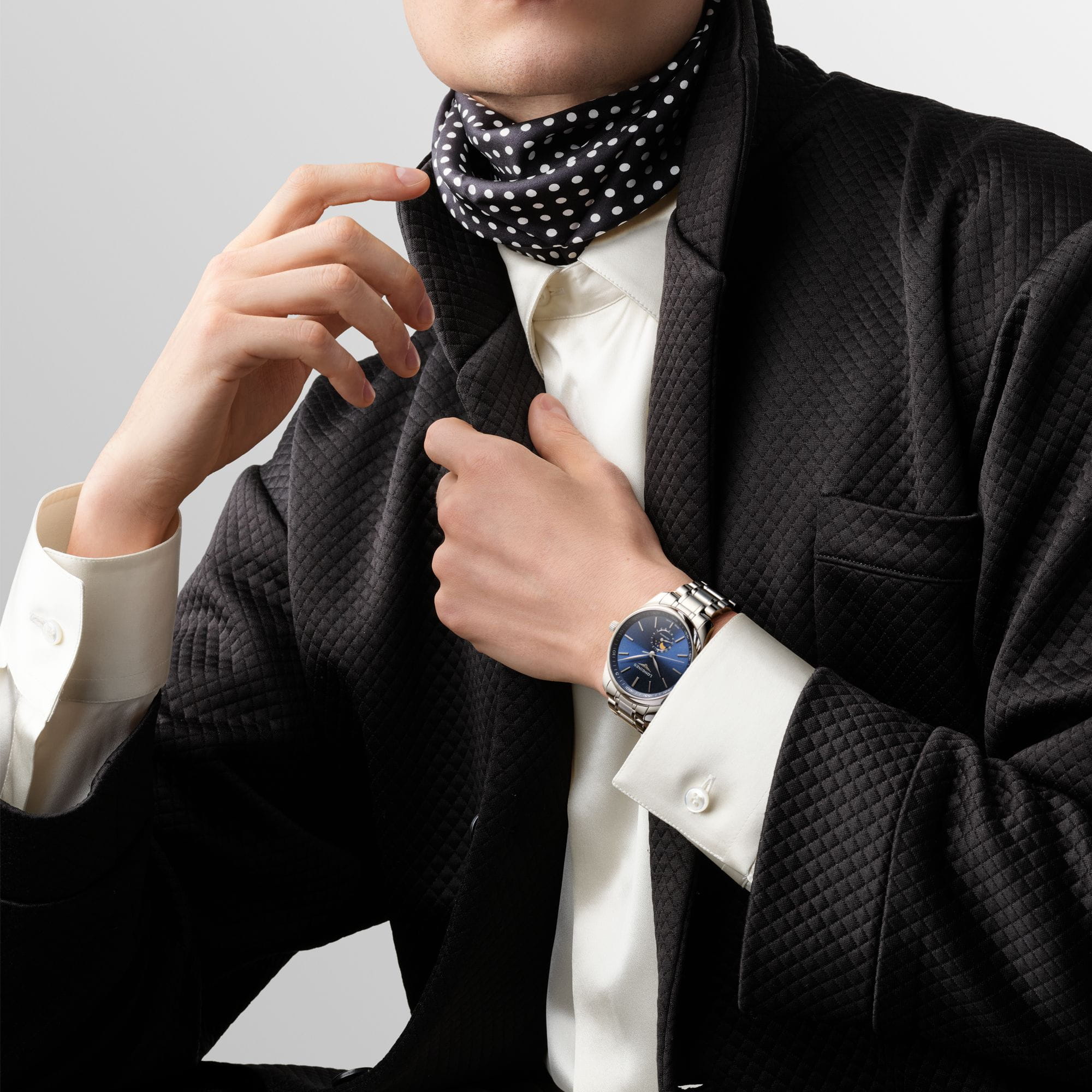 Longines Longines Master Collection L2.919.4.92.6 механические мужские часы часы крупный план синий циферблата