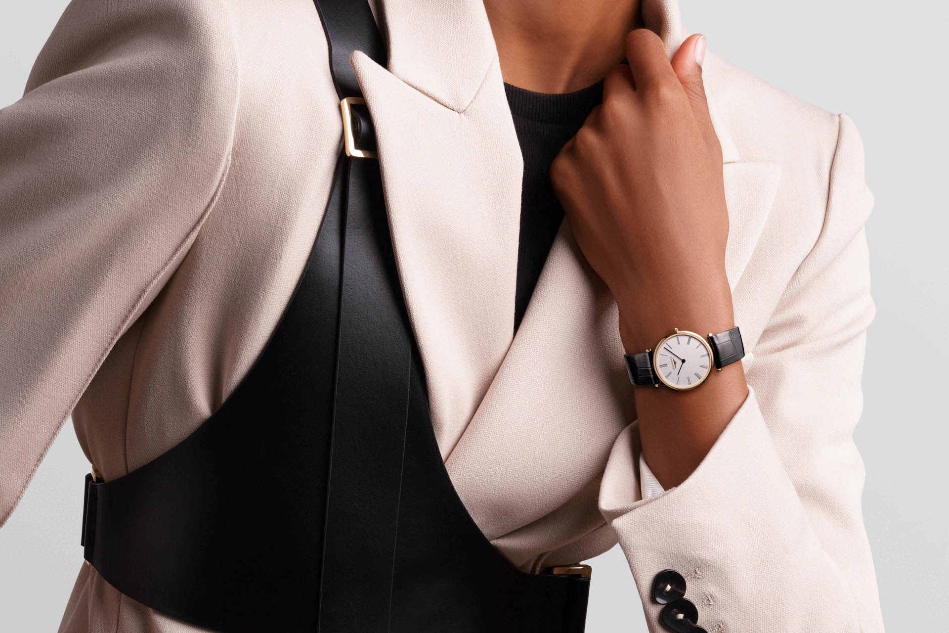 Оригинальные часы Longines Longines La Grande Classique L4.512.1.91.2 кварцевые калибр механизма  общий вид