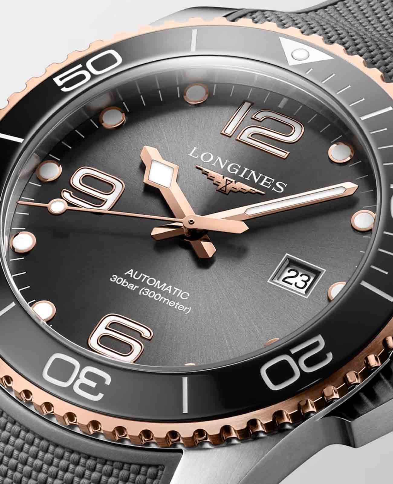 Longines Longines HydroConquest L3.782.3.78.9 , наручные мужские часы фото под углом