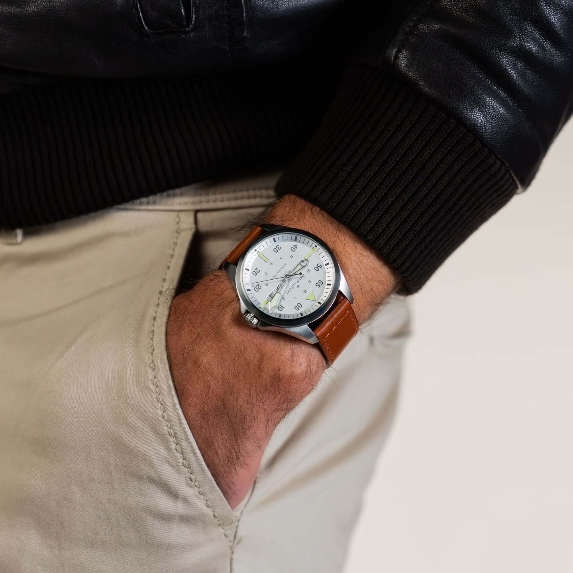 Hamilton Hamilton Khaki Aviation Pilot Day Date Auto H64635550 мужские часы белый циферблат на запястье