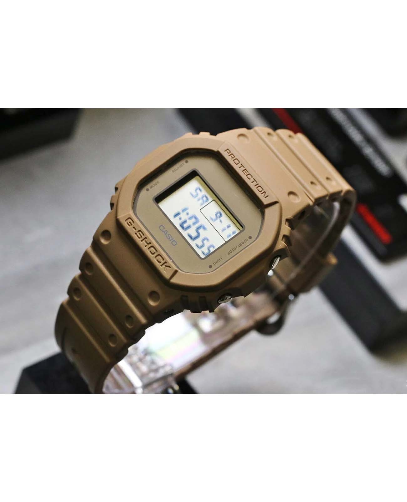 Casio Casio G-Shock DW-5600NC-5DR (DW-5600NC-5), g-shock япония мужские часы на браслете пластик боковой вид