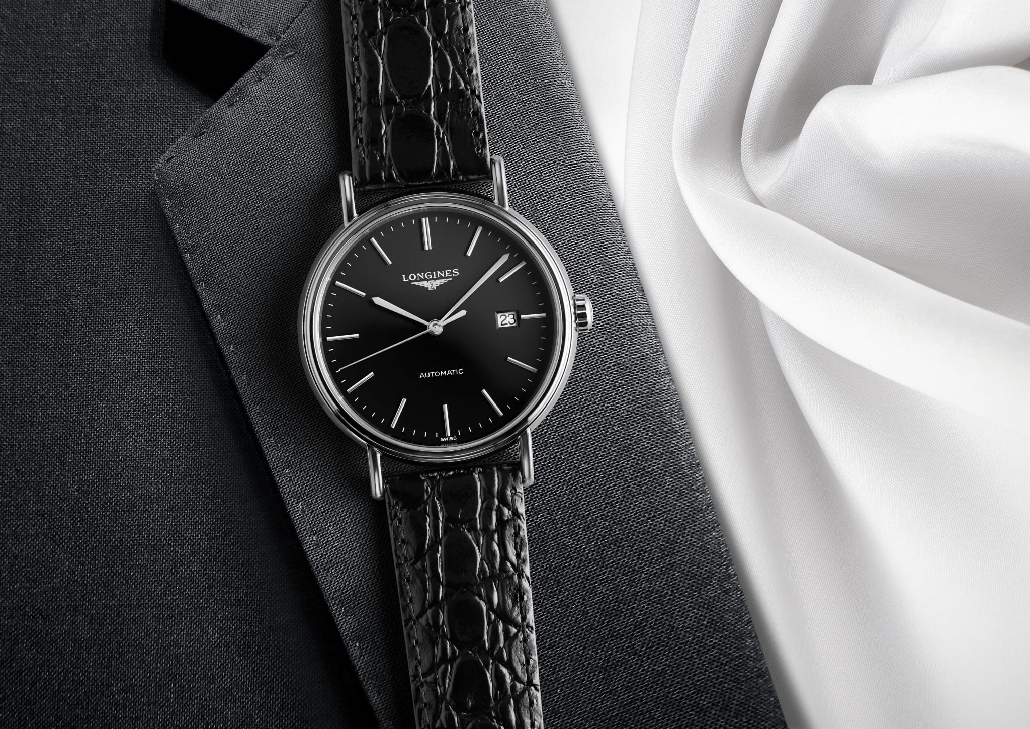 Longines Longines Presence L4.922.4.52.2, presence швейцария мужские часы на браслете кожаный боковой вид