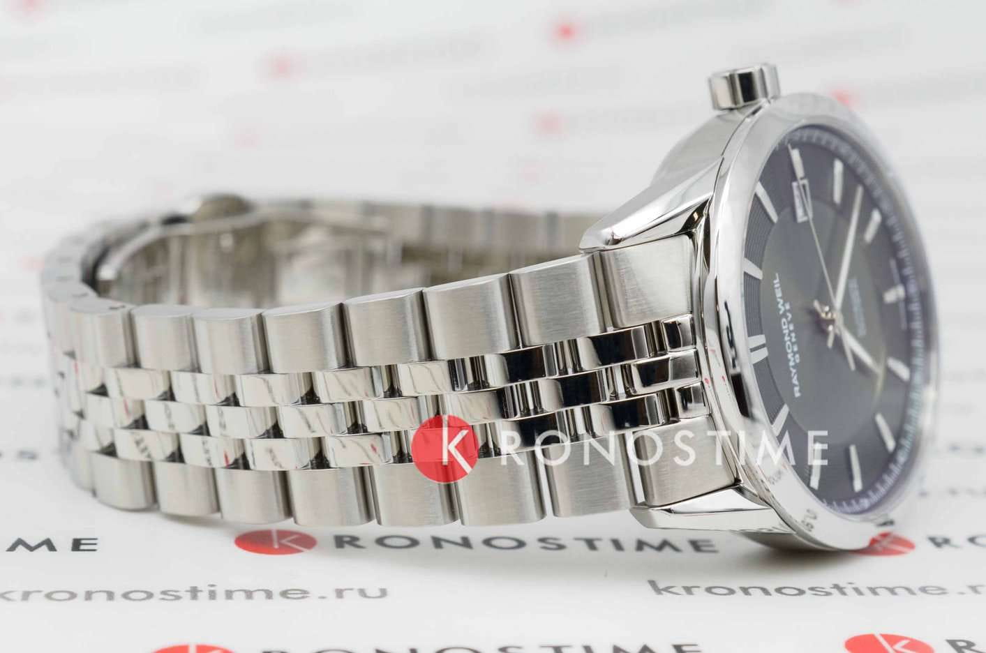 Raymond Weil Raymond Weil Freelancer 2771-ST-52051 мужские часы зеленый циферблат на запястье