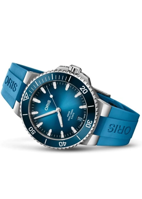 Oris Oris Aquis Date Calibre 400 01 400 7790 4135-07 4 23 45EB , наручные мужские часы фото под углом