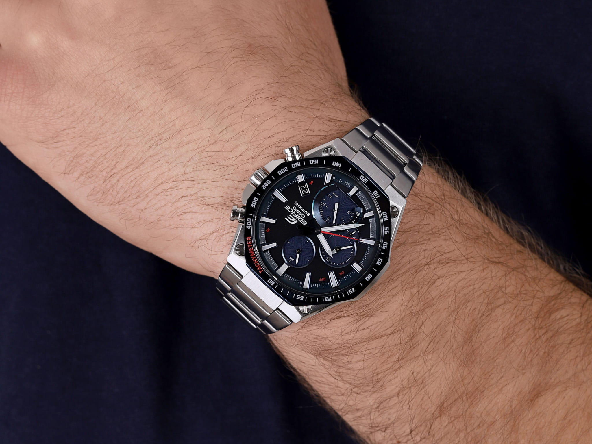 Casio Casio Edifice EQB-1100XDB-2A EQB, наручные мужские часы фото под углом