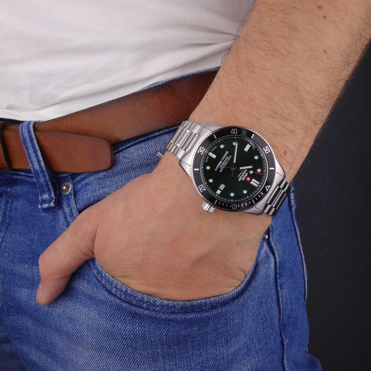 Swiss Military by Chrono Swiss Military by Chrono Сверхточные SM34088.03  - задняя крышка сталь металл корпуса, швейцария часы