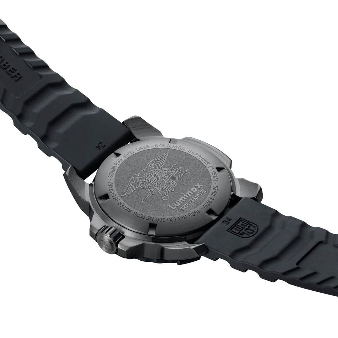 Оригинальные часы Luminox Luminox Navy SEAL Steel XS.3251.BO.CB кварцевые калибр механизма  общий вид