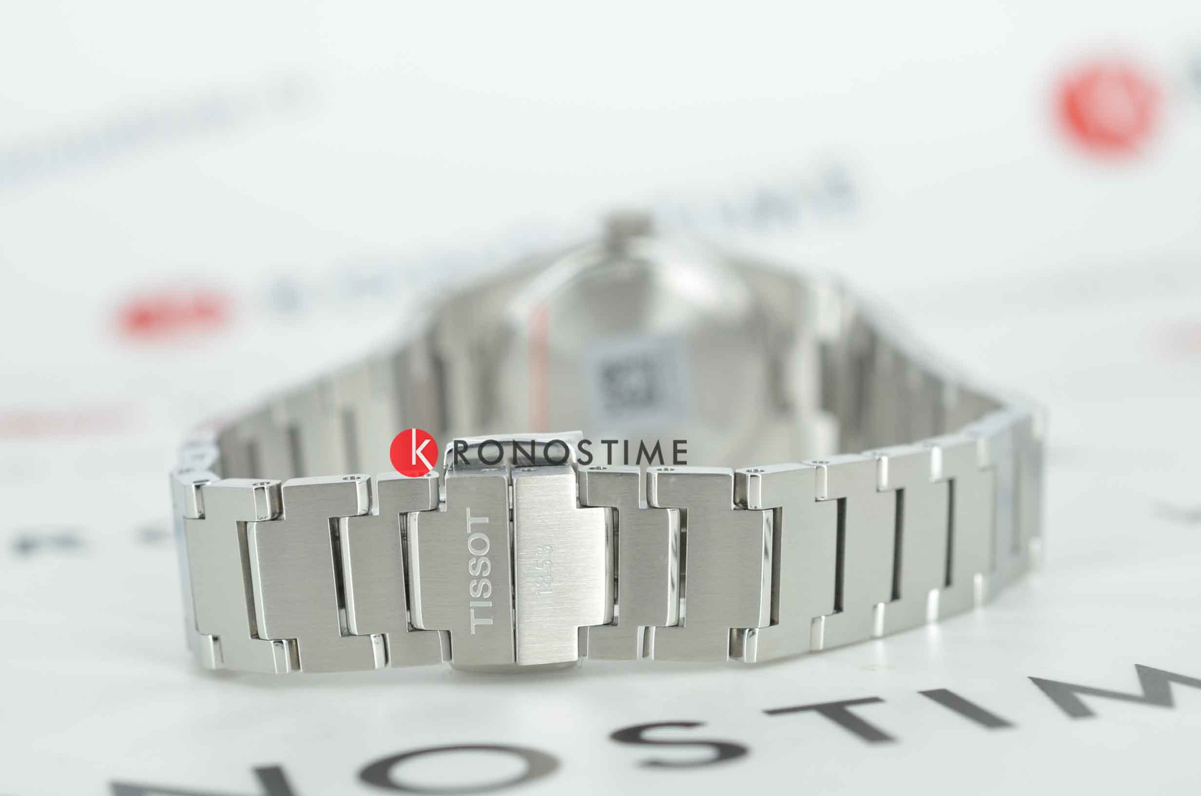 Tissot Tissot PRX 25 mm T137.010.21.111.00 женские часы серебристый циферблат на запястье
