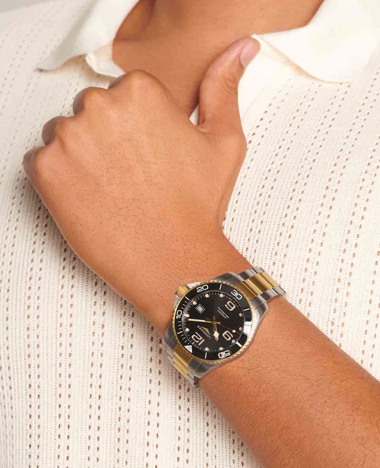 Longines Longines HydroConquest L3.782.3.56.7  — детали корпуса и нержавеющая сталь с pvd-покрытием