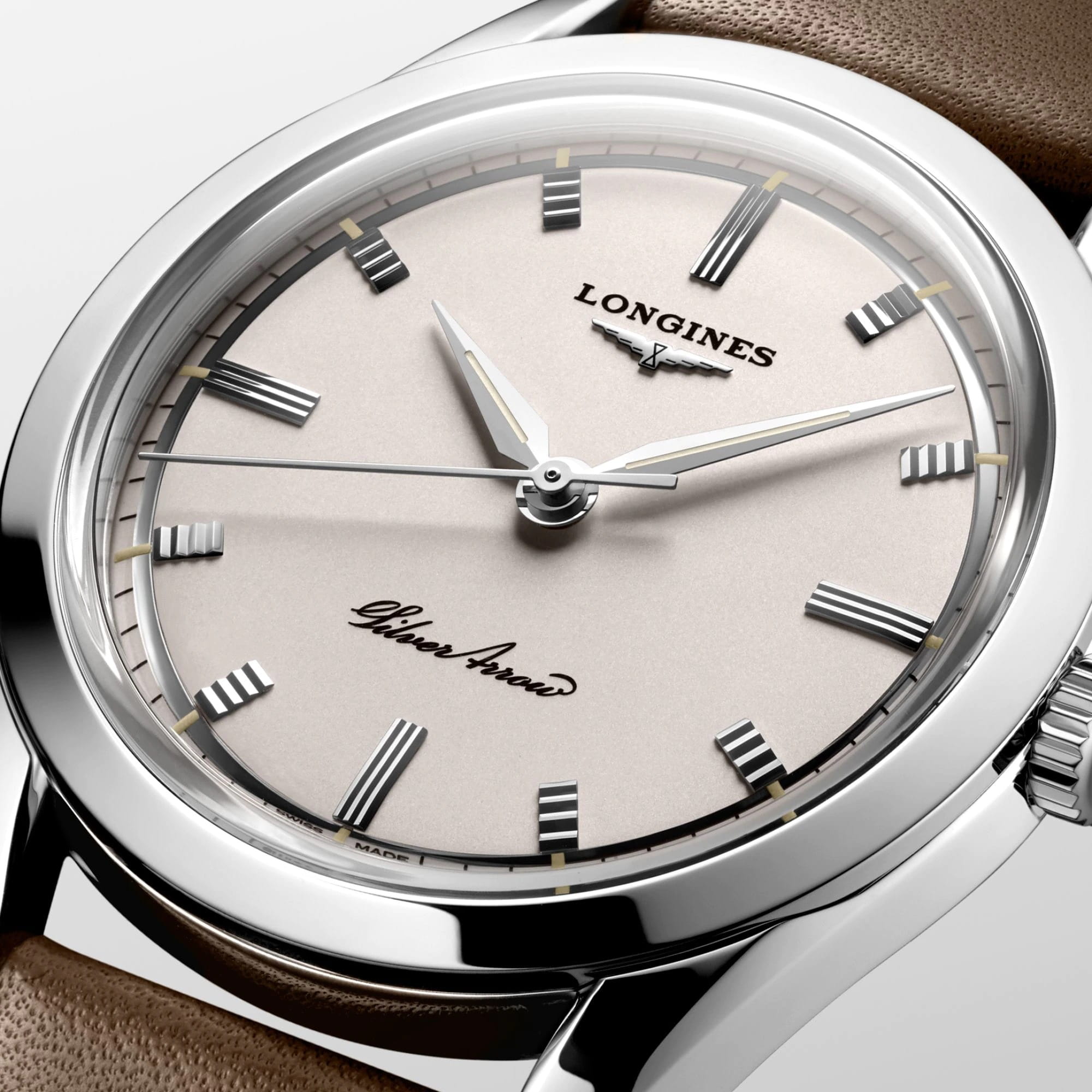Longines Longines Silver Arrow L2.834.4.72.2, heritage швейцария мужские часы на браслете кожаный боковой вид