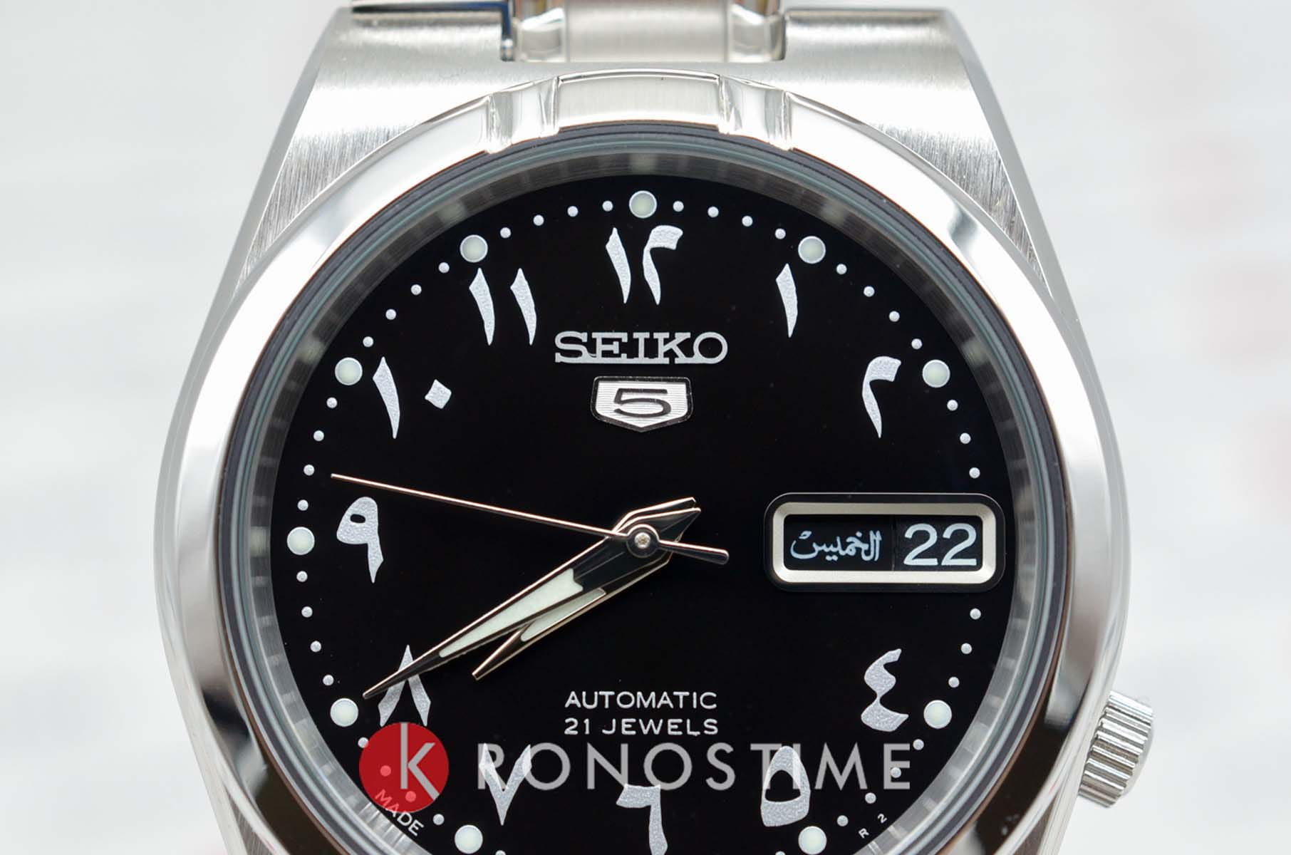 Seiko Seiko 5 Regular SNK063J5, 5 regular япония мужские часы на браслете нержавеющая сталь боковой вид
