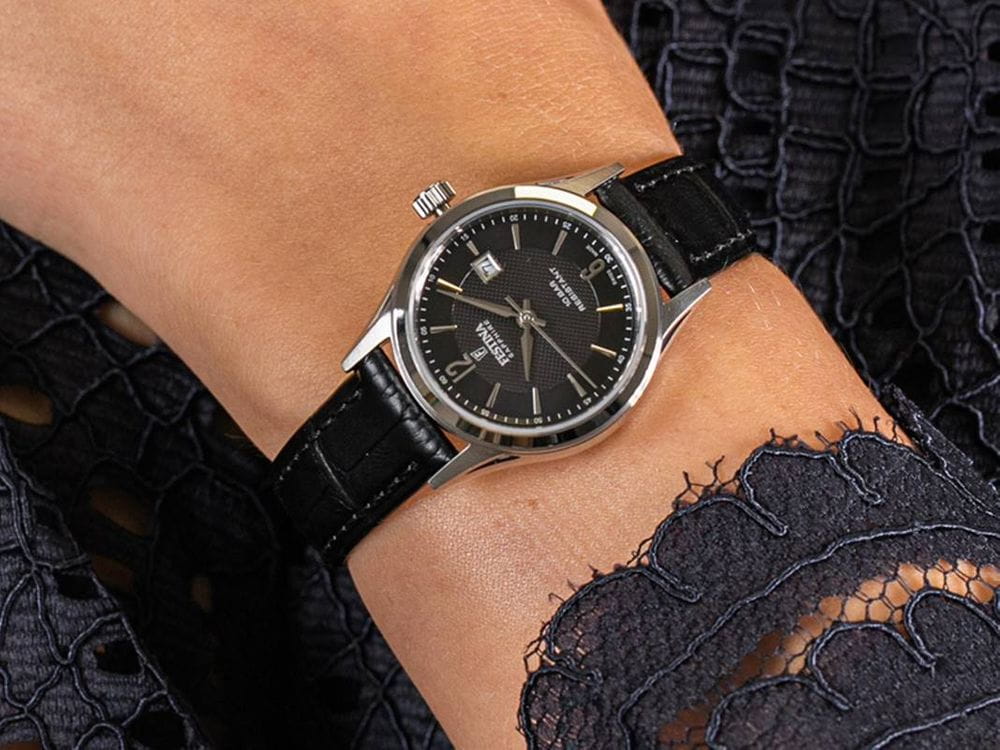 Festina Festina Classics F20009/4 , наручные женские часы фото под углом