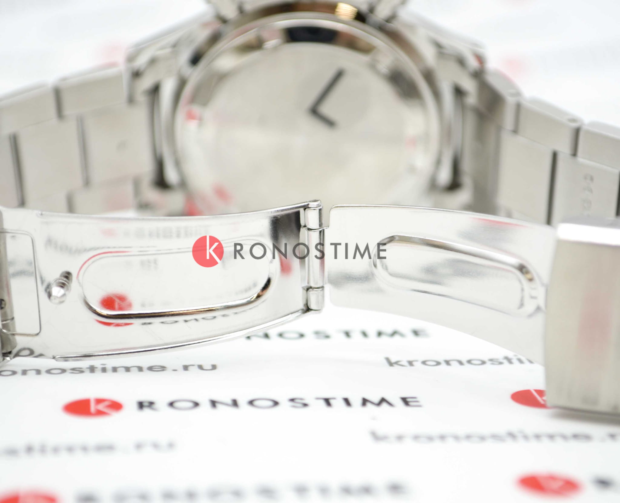 Seiko Seiko Conceptual Series Sports SSB413P1  — детали корпуса и нержавеющая сталь