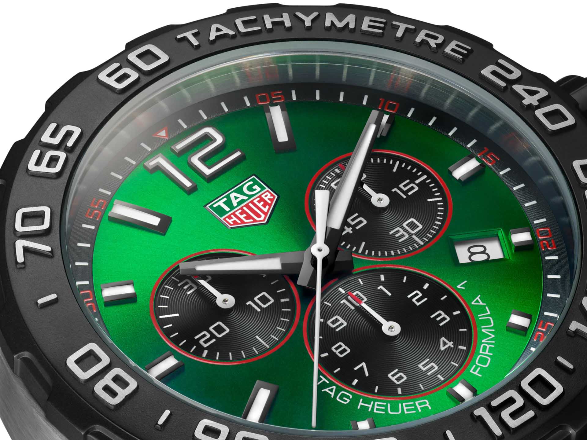 TAG Heuer TAG Heuer Formula 1 CAZ101AP.FT8056 кварцевые мужские часы часы крупный план зеленый циферблата