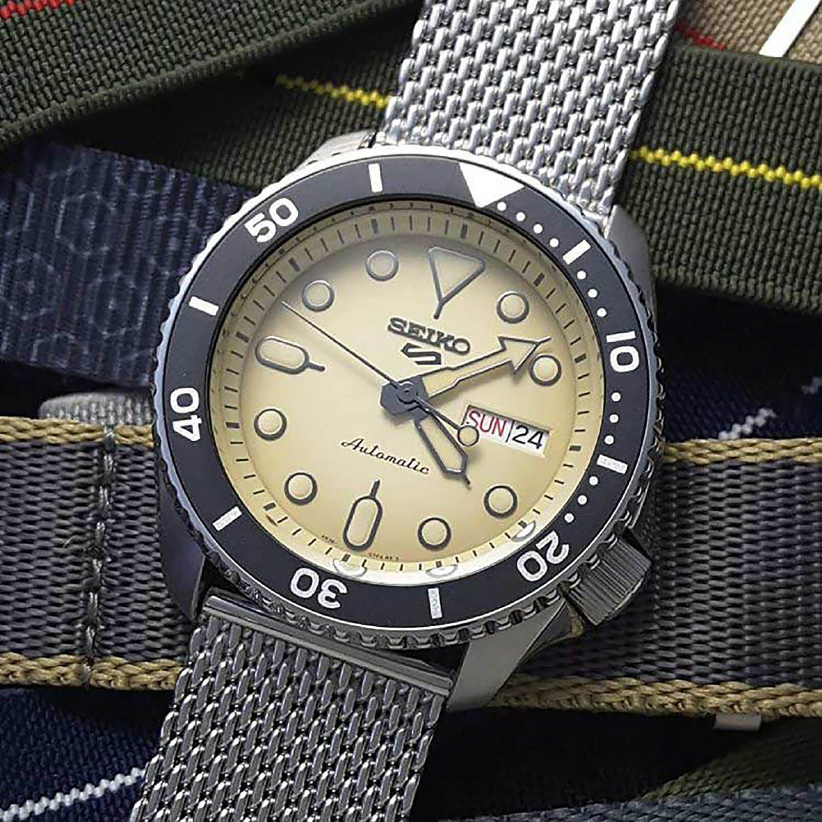 Оригинальные часы Seiko Seiko 5 Sports SRPD67K1 в фирменной упаковке от производителя