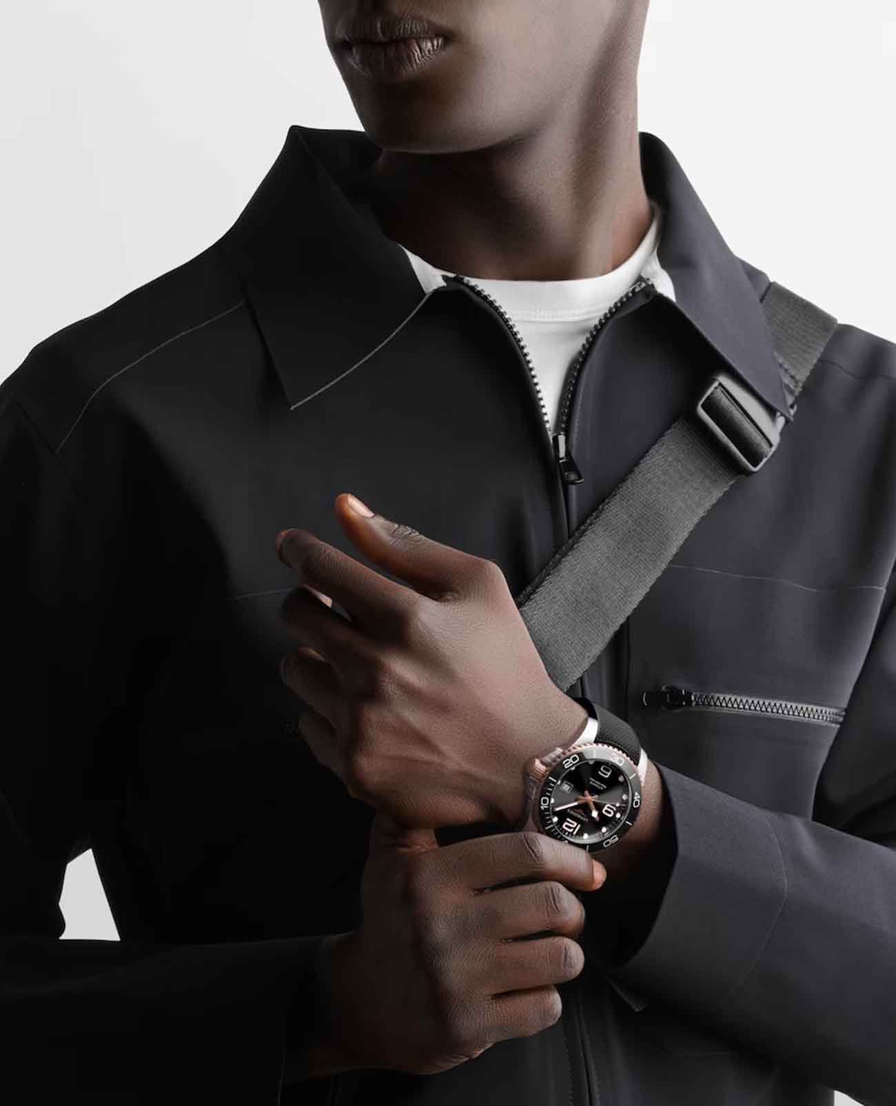 Longines Longines HydroConquest L3.782.3.58.9 механические мужские часы часы крупный план черный циферблата