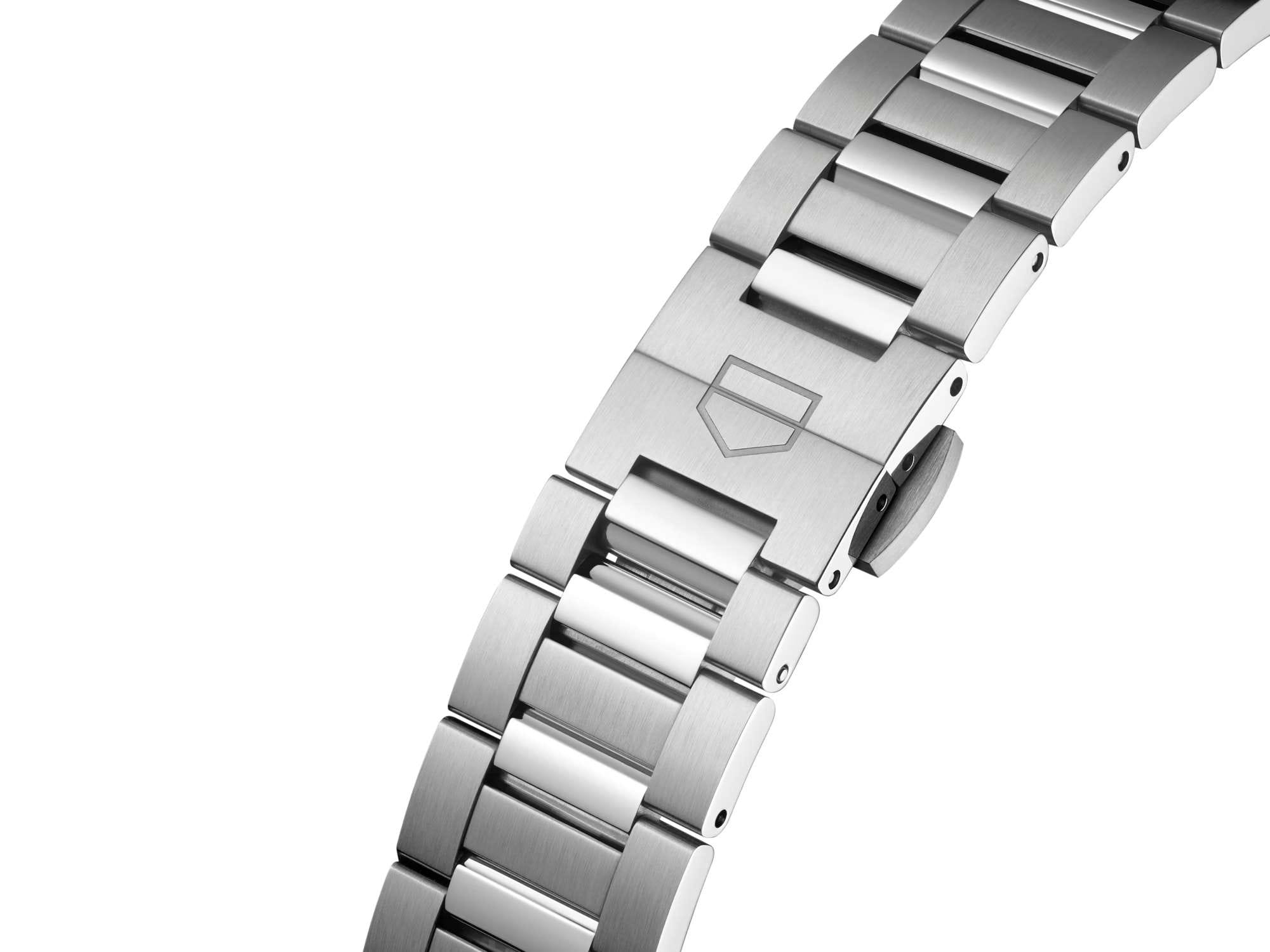 TAG Heuer TAG Heuer Carrera Date WBN2319.BA0001 механические женские часы часы крупный план фиолетовый циферблата