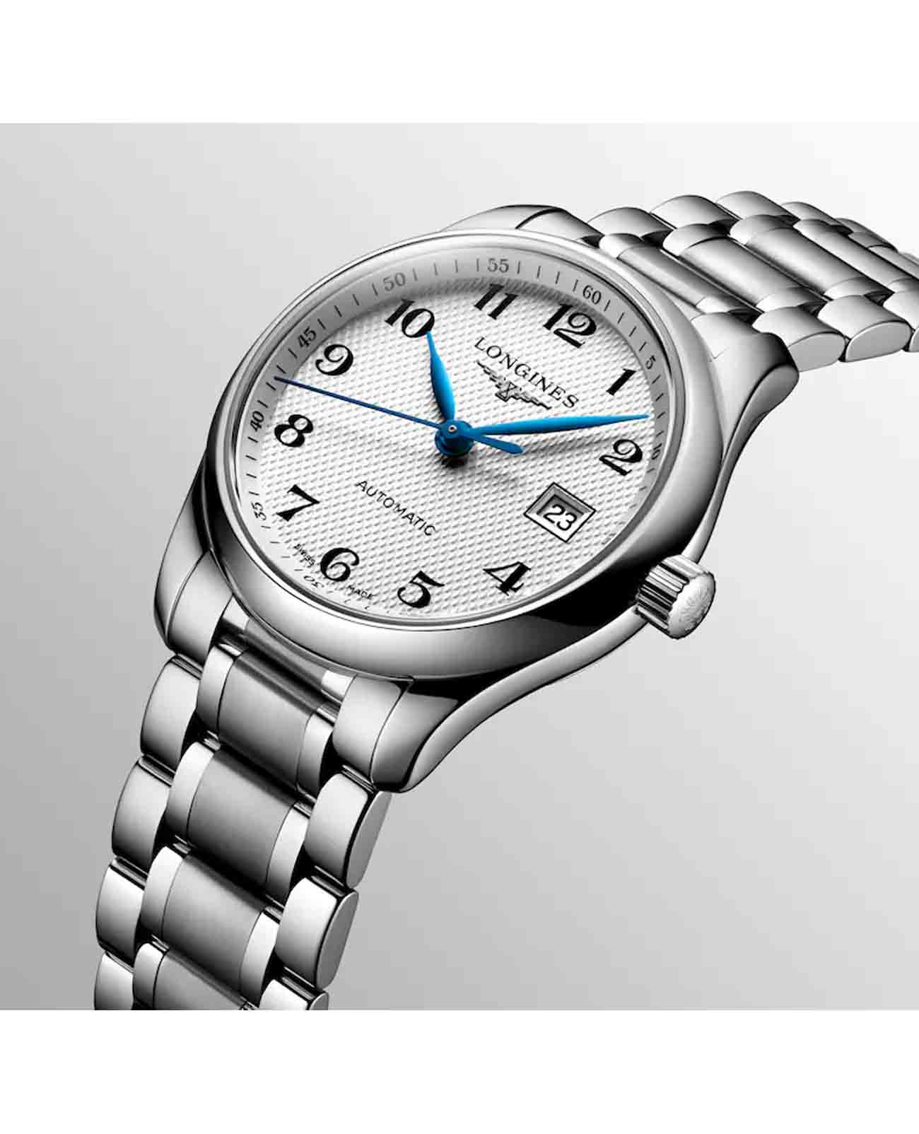 Longines Longines Master Collection L2.257.4.78.6 механические женские часы часы крупный план серебристый циферблата