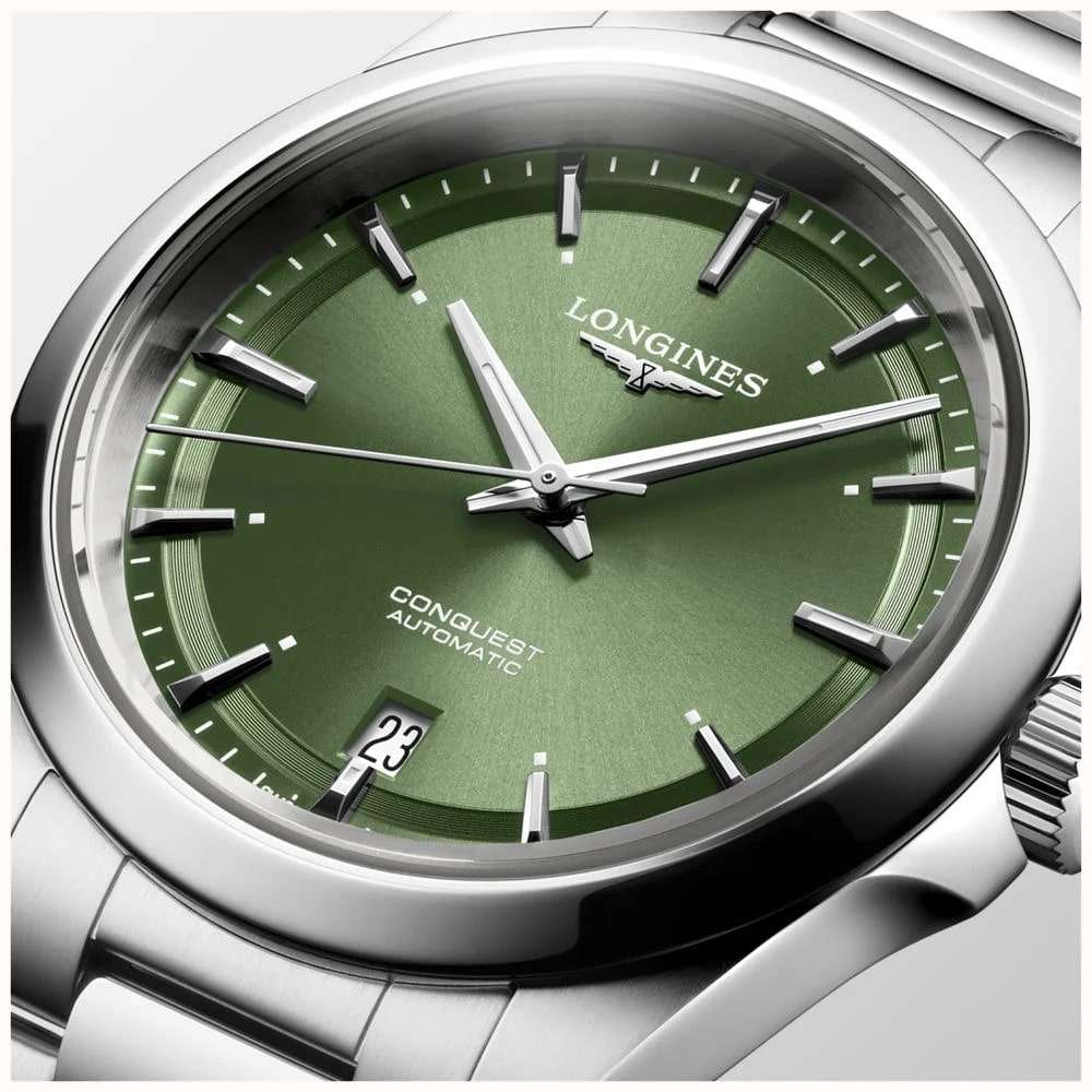 Longines Longines Conquest L3.720.4.02.6  — детали корпуса и нержавеющая сталь