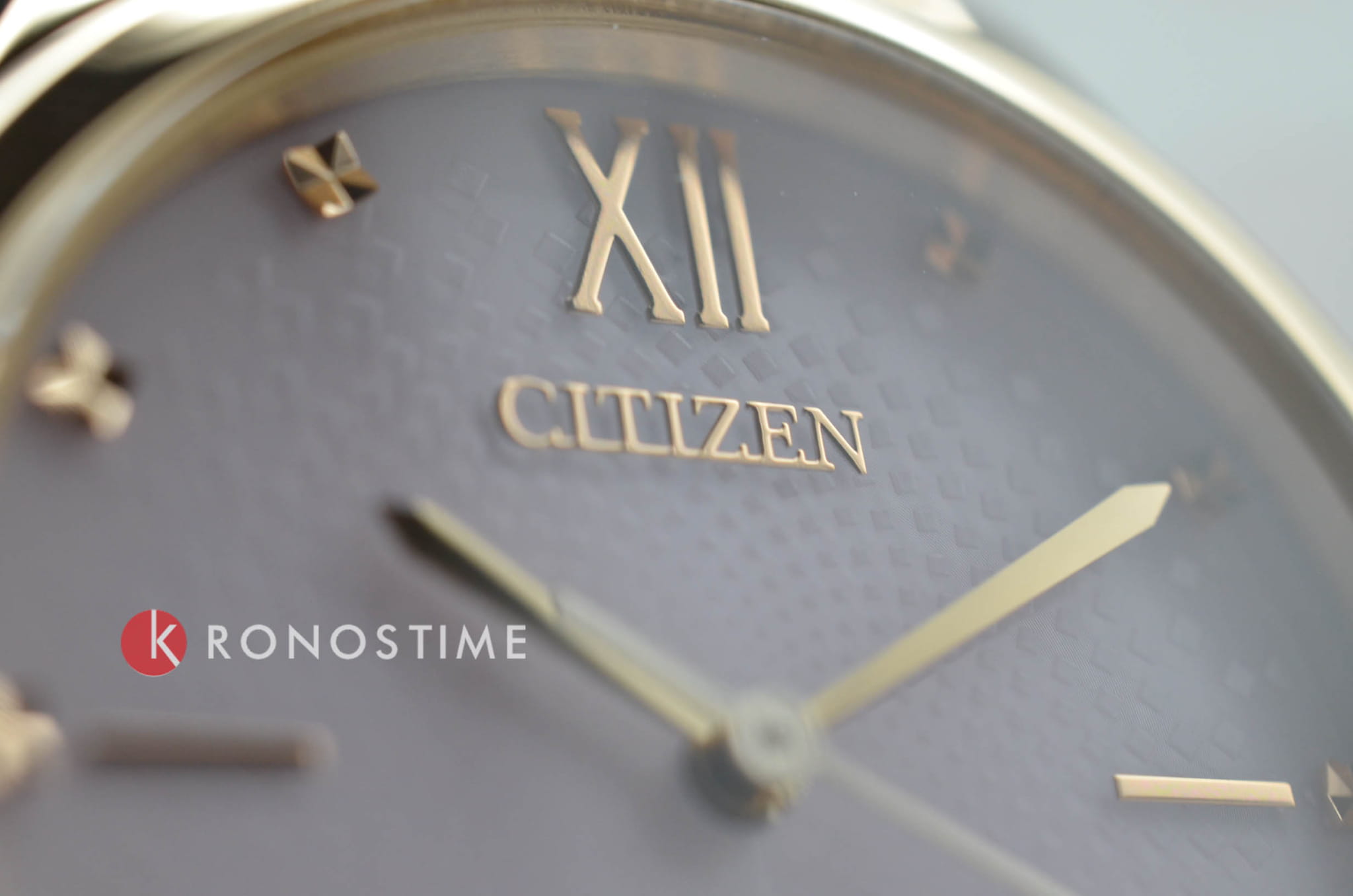 Citizen Citizen Eco-Drive EM0503-75X, eco-drive япония женские часы на браслете нержавеющая сталь с ip-покрытием боковой вид