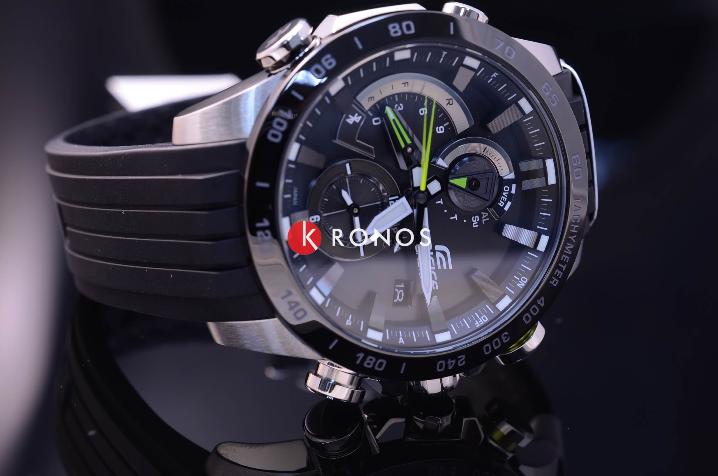 Casio Casio Edifice EQB-800BR-1A EQB, наручные мужские часы фото под углом