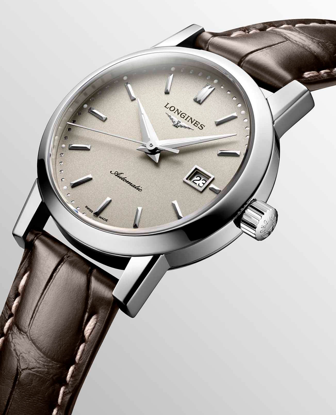Longines Longines 1832 L4.325.4.92.2 женские часы белый циферблат на запястье
