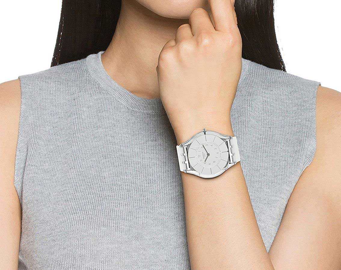 Swatch Swatch Skin SFK360 , наручные женские часы фото под углом