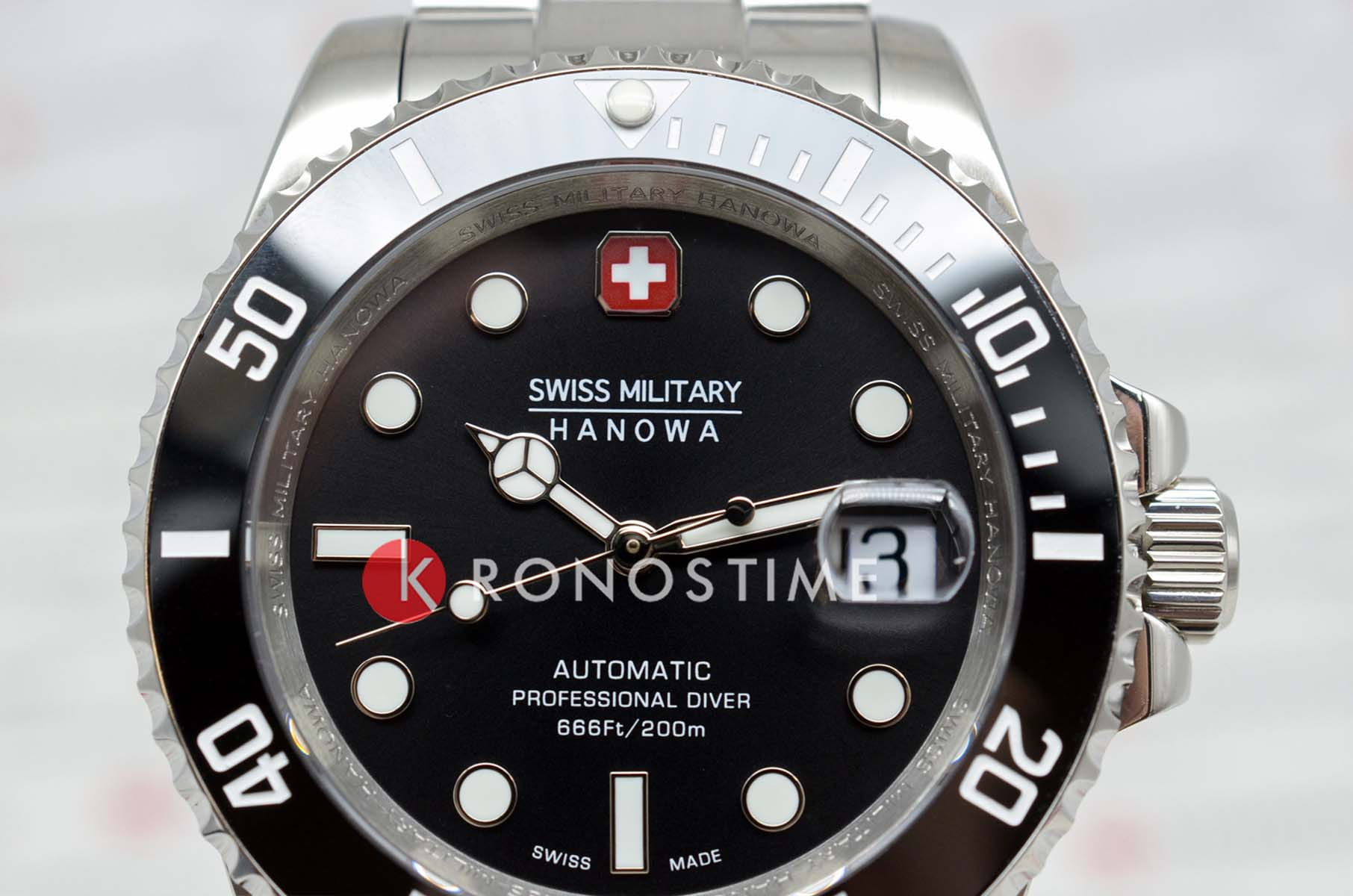 Swiss Military Hanowa Swiss Military Hanowa Sealord SMWGL0006301, flagship швейцария мужские часы на браслете нержавеющая сталь боковой вид