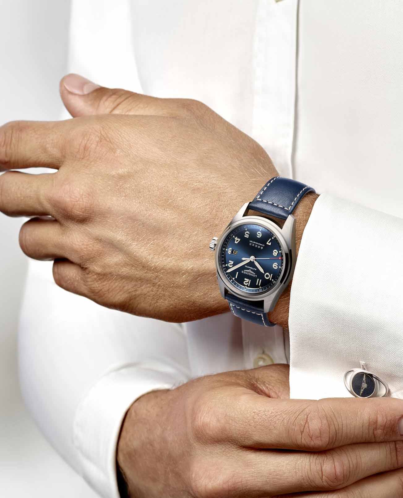 Оригинальные часы Longines Longines Spirit  L3.811.4.93.0 механические калибр механизма l888.4 общий вид